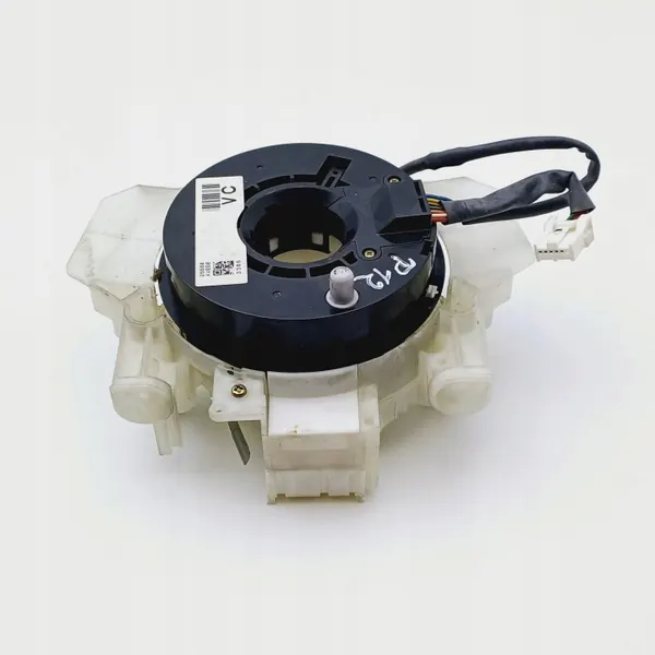 Garniture volant OEM DRC98471 pour Nissan Primera image 6