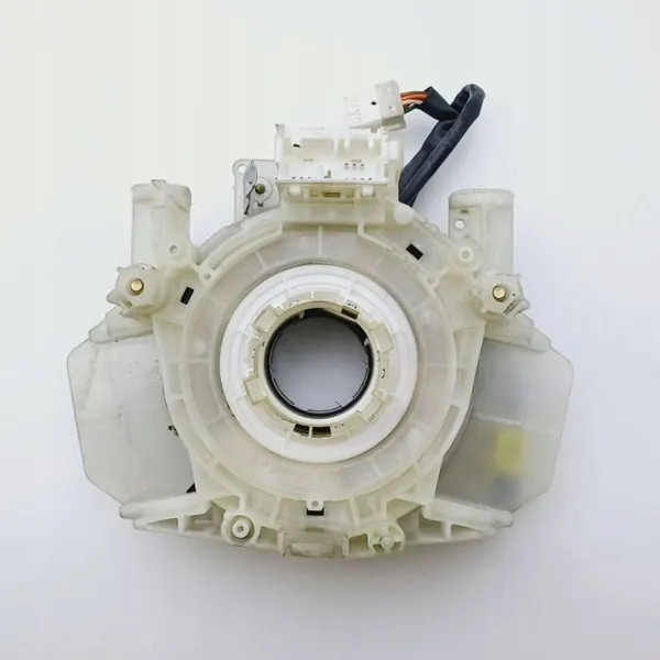 Garniture volant OEM DRC98471 pour Nissan Primera image 7