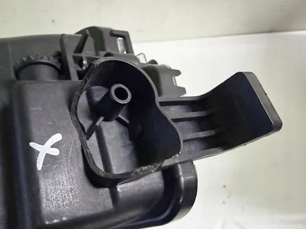 Farol Esquerdo VW CADDY 2K5 LIFT 15- OEM image 3