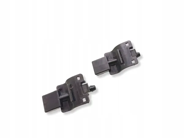 Toyota Auris Ruitensproeier OEM ARA365504 - Gebruikt image 3