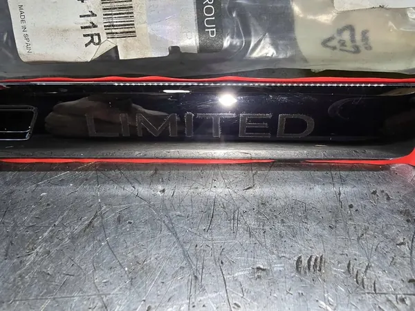 Rivestimento parafango cromato sinistro Megane IV GT Limited image 4