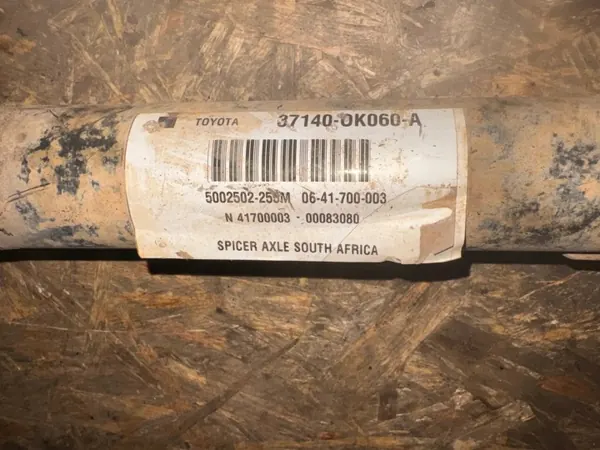 Arbre de transmission avant Toyota Hilux OEM 371400K060A image 4