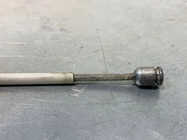 Skoda Yeti Handbremsseil OEM FBZ23909 image 3