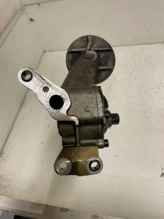 Ölpumpe Audi A6 C5 2.5 TDI OEM 059115105 image 3