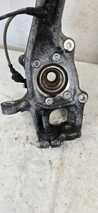 Pivot de direction avant droit OEM R8K0407258G Audi A4 B8 image 3