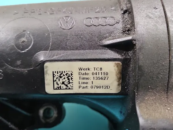 Vattenpump Audi Q7 I 4L 4.2 V8 FSI OEM 079121012D image 7