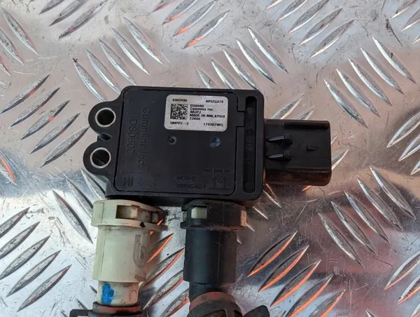 Capteur de pression d'échappement OEM 179287985 DAF XF 106 image 3
