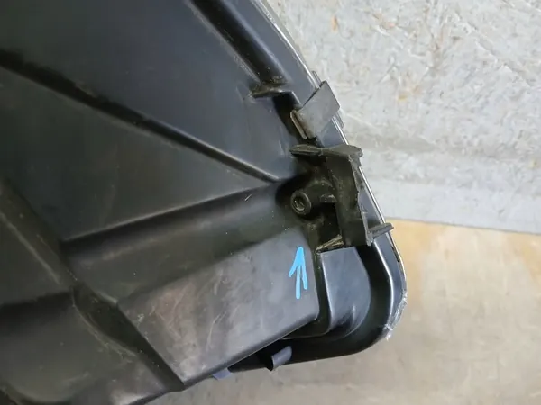 Farol dianteiro esquerdo VW T5 Lift 10- 7E1941015C image 3