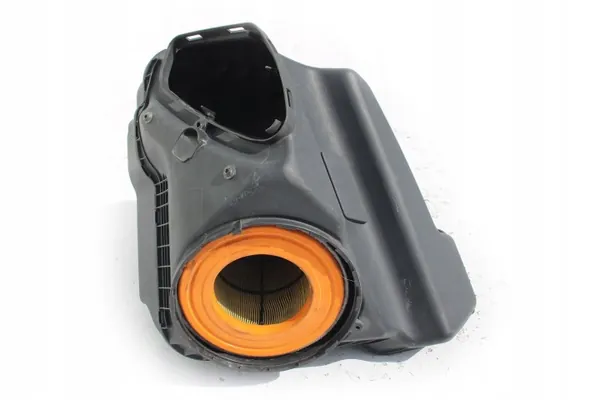 Audi Luftfilterhus OEM bt-cars-30634 Begagnad image 2