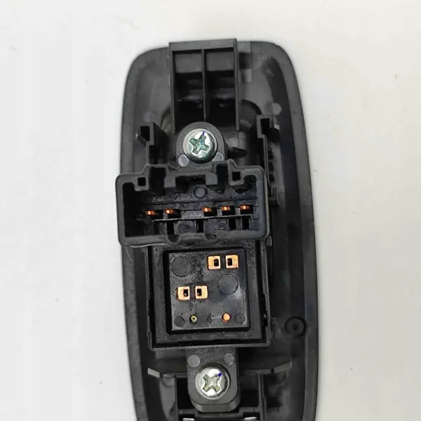 Raamknop voor rechtervoorraam Ford Ranger 2013 image 7