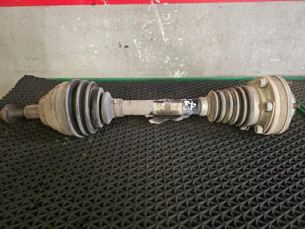 Semi-eixo dianteiro VW TIGUAN III OEM 5N0407761F image 2
