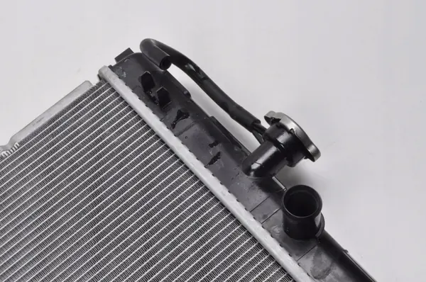 Radiateur d'eau Suzuki Jimny IV 1.5 OEM 524042 image 8