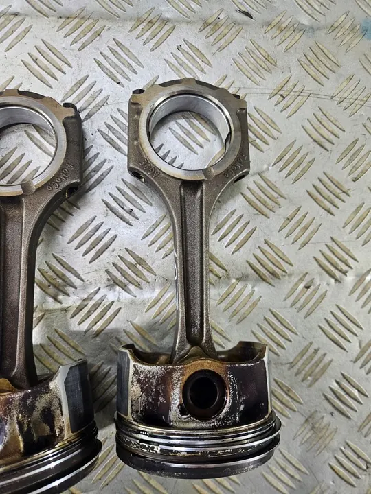 Pistón de Biela Motor Ford Jaguar Volvo 2.0 EcoBoost image 2