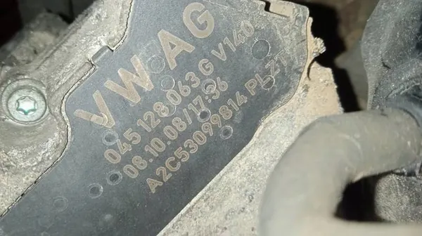 Válvula de aceleração Volkswagen Polo 2008 1.4L 045128063G image 3