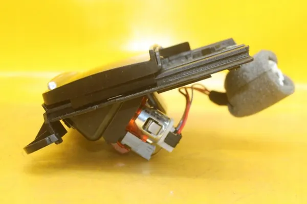 Audi Q5 8R Asbak OEM 8K0857965 8K0857951 image 8