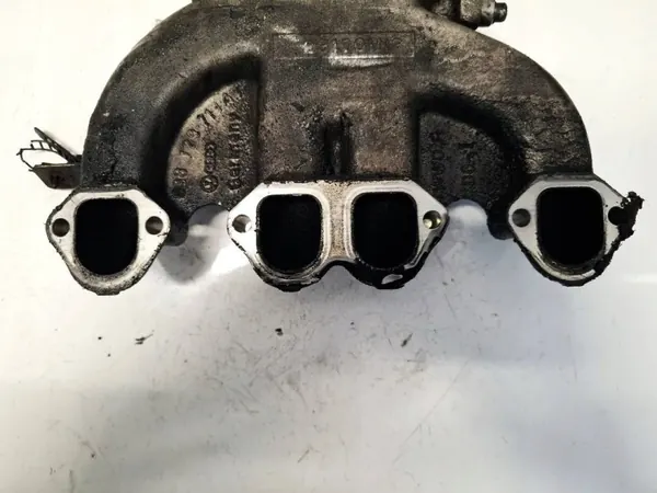 Insugningsgrenrör OEM 038129713AJ Audi A6 1.9L image 3