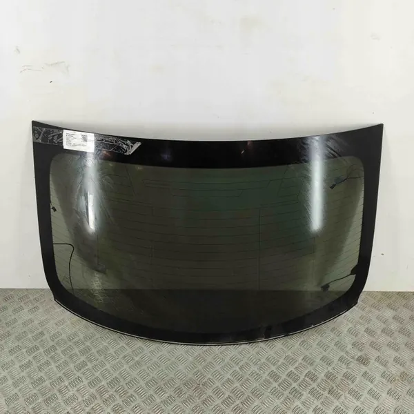 Ventana trasera Mercedes-Benz OEM A1186700300 - Usado image 2