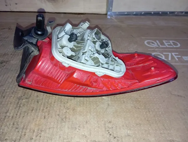 AUDI A3 2005-2009 Luz Trasera Derecha 8P4945096C image 5