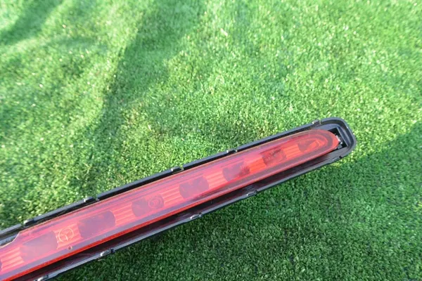 Mercedes W211 Kolmas Jarruvalo A2118201456 image 4