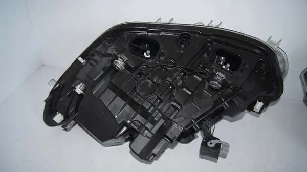 BMW 1 F20 F21 Full LED Mukautuvat Ajovalot image 8