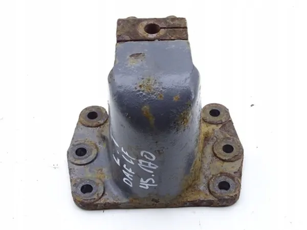 Support de ressort DAF LF 45/55 gauche arrière avant 17,5 image 2