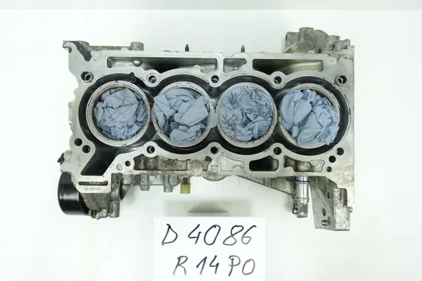 Moottorilohko OEM R2820111200 Mercedes A W177 CLA:lle image 2