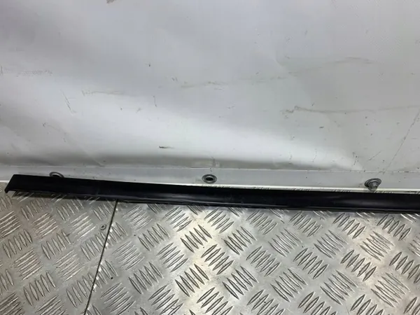 Mitsubishi OE dakdrager OEM FBZ28429 - Gebruikt image 3