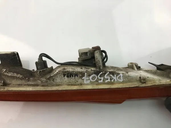 OEM 0460445 Vasen lokasuojan vilkku Mitsubishi Lancer image 4