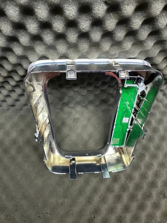 Versnellingspookframe OEM 5N1713203AH VW Tiguan image 3