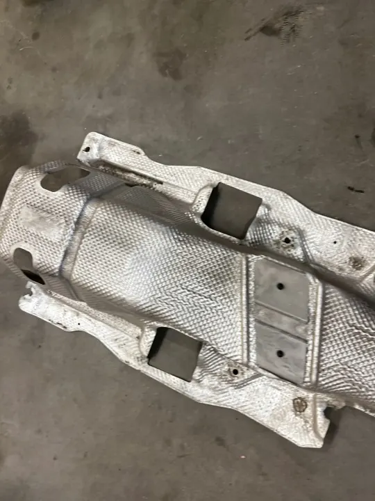 Termisk skydd OEM 97050446101 för Porsche Panamera image 3