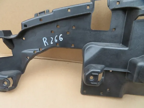 Left Rear Support Bracket A2058850100 Mercedes C-Class W205 image 3