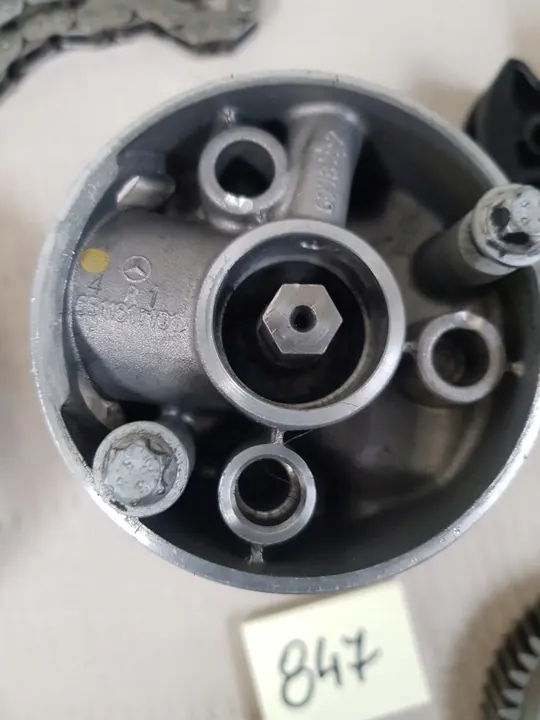 Bomba de aceite + engranaje + anillos Mercedes-Benz Sprinter W906 A6511811101 image 2