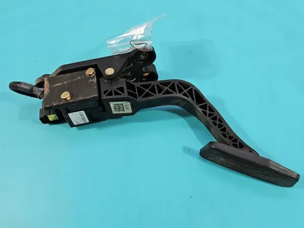Gaspedaal OEM 32726-2E300 voor Hyundai Tucson image 5