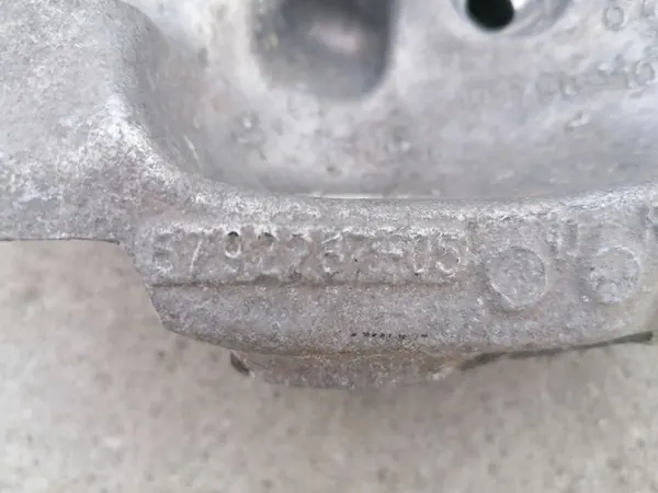 Snodo anteriore sinistro BMW 3 F30 F31 3 GT F34 OEM image 9