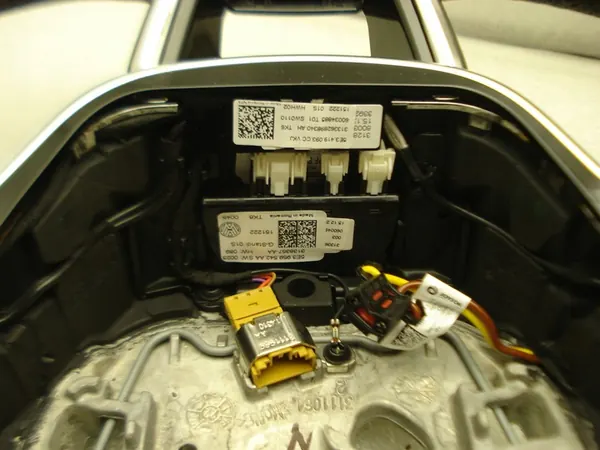 Volant Skoda VRS OEM 5E3419093CC image 8