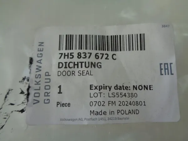 VW Transporter T5 oven tiiviste OEM 7H5837672C oikea etu image 3