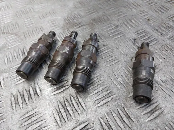 Set di iniettori VW Golf II 1.6 TD image 2