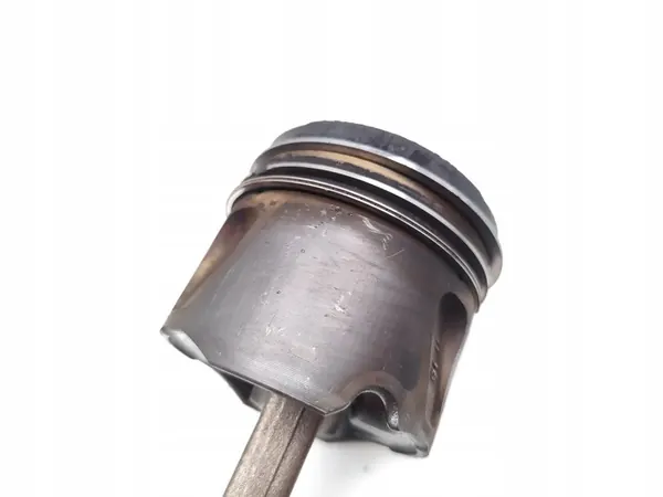 Pistón Mercedes-Benz Sprinter con Biela OM651.955 image 10