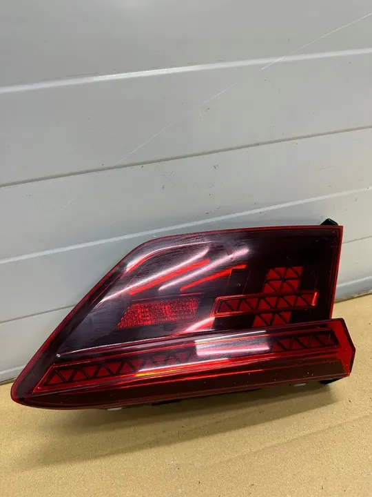 Luz trasera LED izquierda VW Tiguan II 5NA945307D image 3