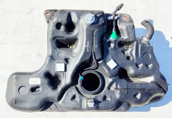 Bränsletank OEM 77111-02150 för Toyota Auris I image 2