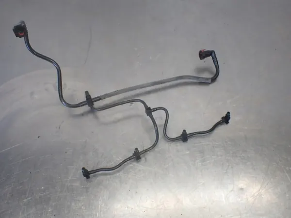 Conduites de carburant OEM 000 pour Ford Mondeo MK4 2.0D image 2