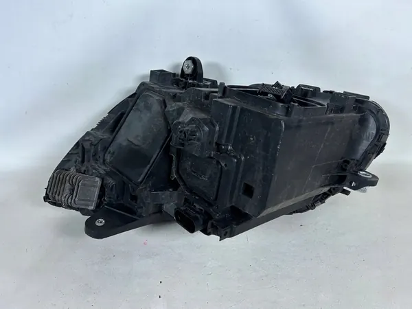 Rechter voorlamp Mercedes C-Klasse W205 A2059062402 image 4