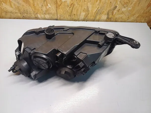 Skoda Rapid 2018 Farol dianteiro direito 5JB941016B image 8