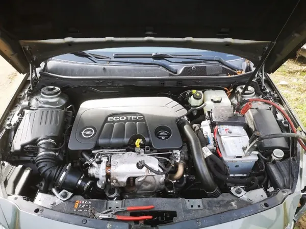 Cárter de aceite motor OEM 2783141 Opel Insignia 2017 image 7