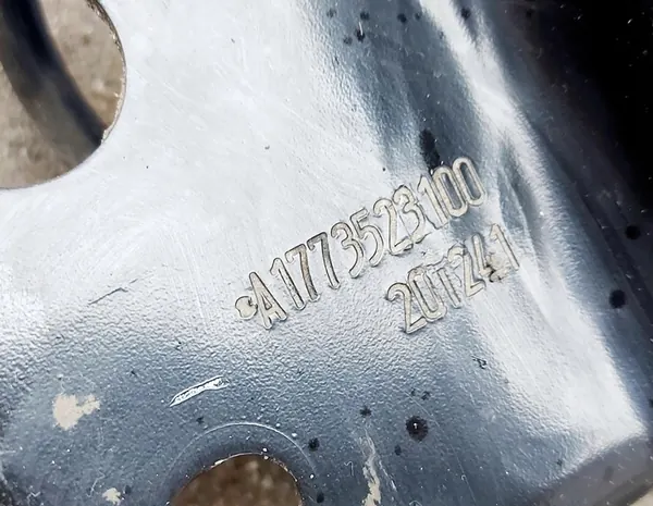 Vänster bakstyrled 2470500 Mercedes W247 W177 W118 image 8