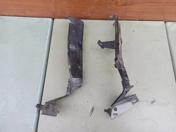 Lokasuojatuki Audi A4 B8 08-12 image 2