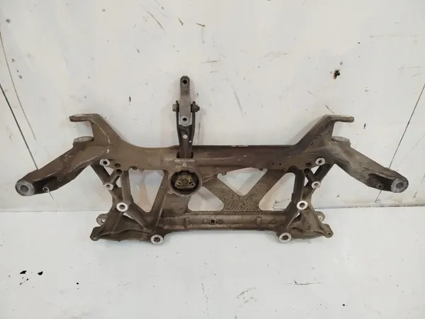 Support Moteur OEM 3Q0199369E pour VW Passat B8 1.6 TDI image 2