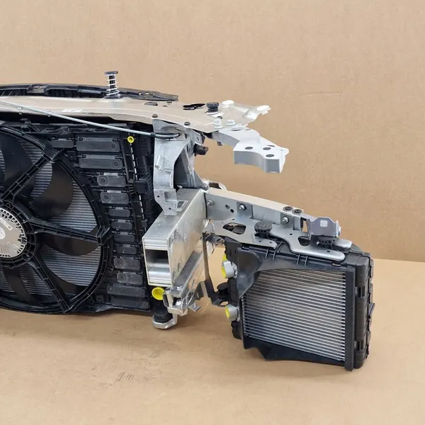 Voorkoeler Mercedes E-Klasse W213 S213 E63 AMG 4.0V8 image 6