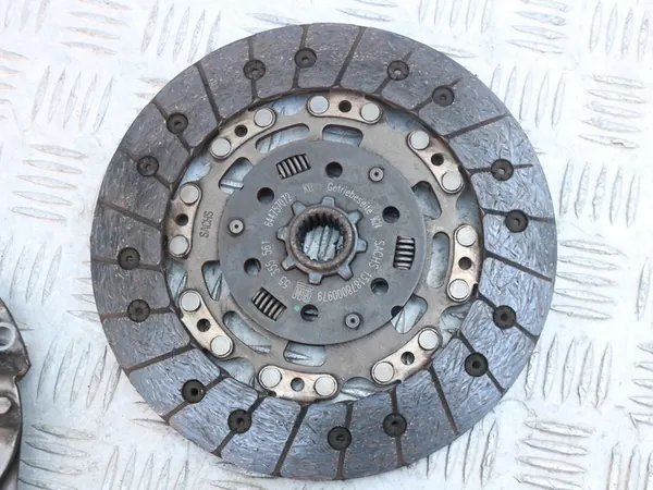 Kaksimassainen vauhtipyörä Opel Insignia Zafira 1.8 16V GM 55562241 image 7