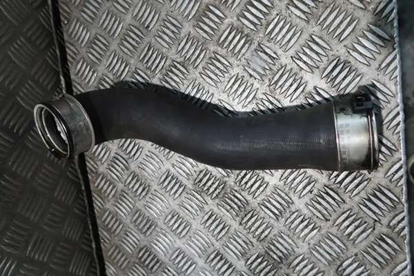 Mercedes-Benz Intercooler-slang A1665280000 image 3